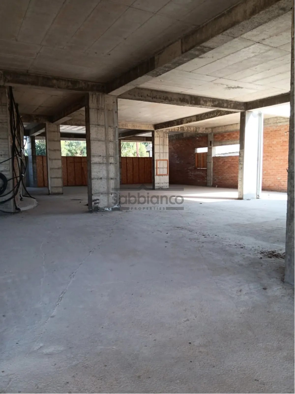Warehouse 500 m² for rent in Geroskipou, Paphos, Cyprus