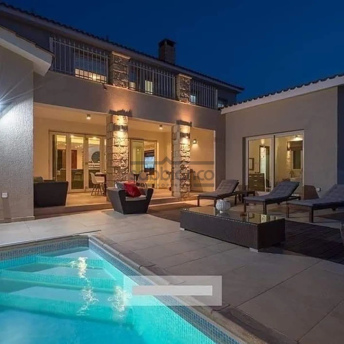 Villa for sale 370 m² in Agio Theodoros In The Center Of Paphos District, Paphos, Cyprus