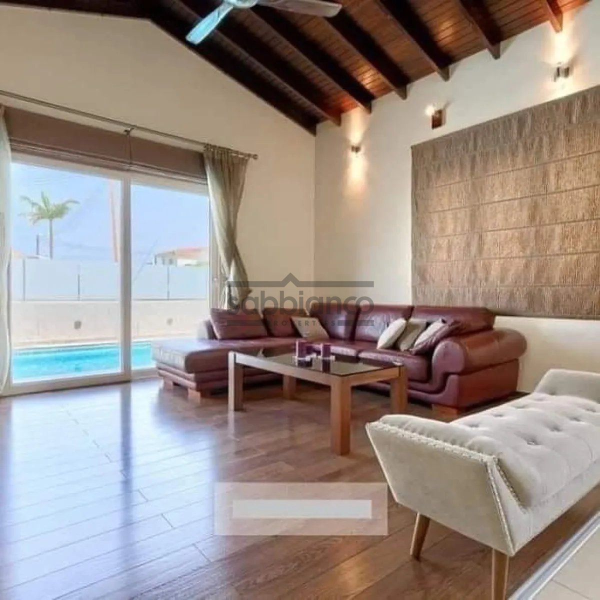 Villa for sale 370 m² in Agio Theodoros In The Center Of Paphos District, Paphos, Cyprus
