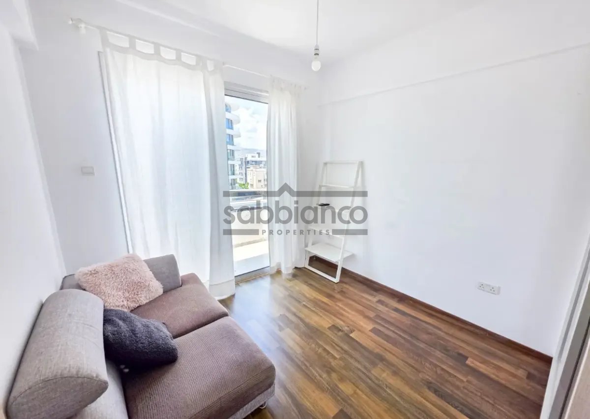 3-bedroom penthouse for rent 100 m² in Agia Zoni, Limassol, Cyprus
