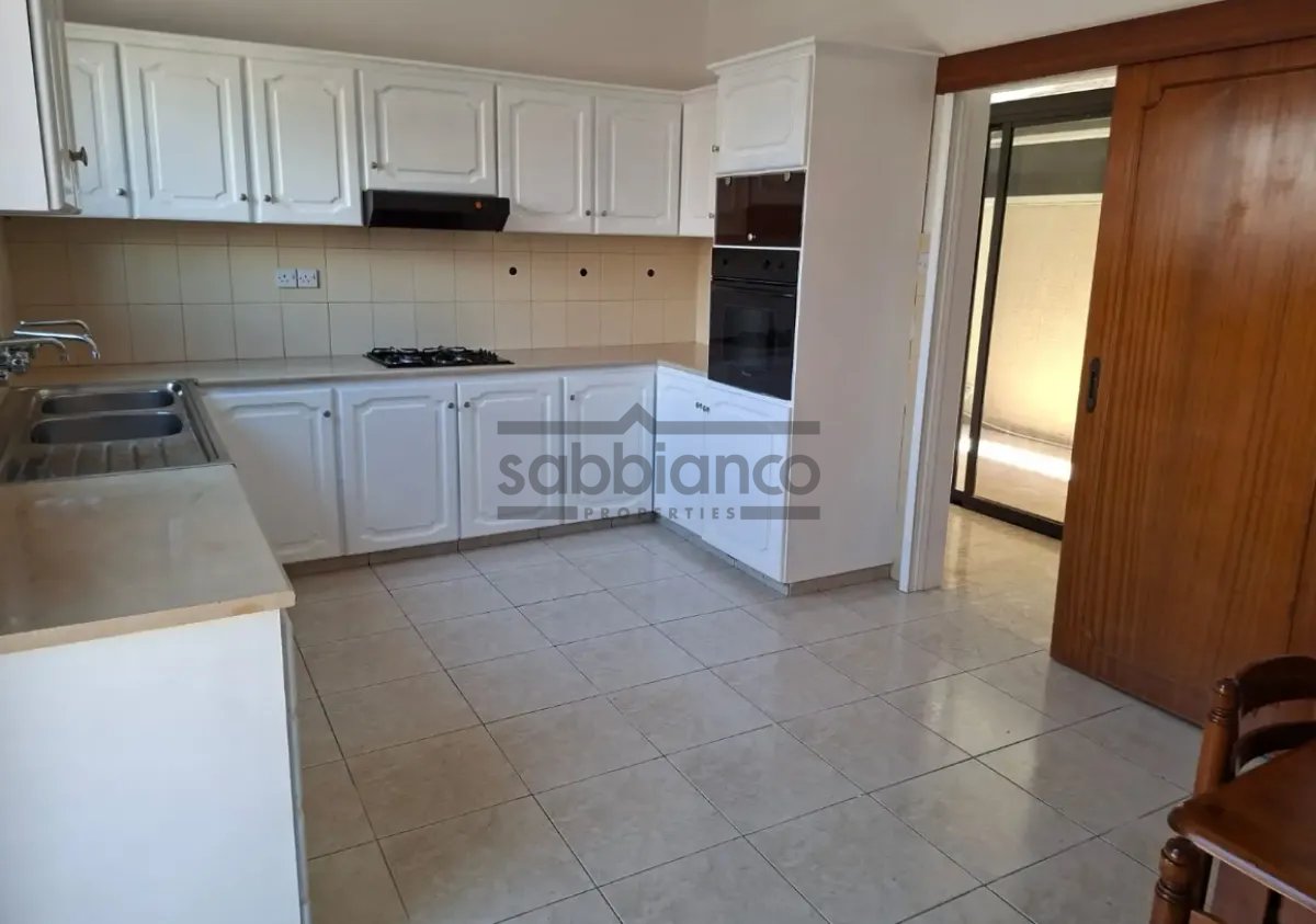 3-bedroom apartments for rent 150 m² in Agios Athanasios, Limassol, Cyprus